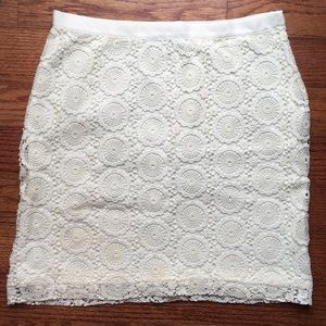Banana Republic Ivory skirt